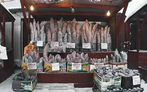 Thành phố lạnh nhất thế giới, nơi các cửa hàng không cần tủ lạnh