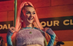 Xem phim Sex Education, tôi bẽ bàng nhận ra lý do vì sao bạn bè ở lớp và hàng xóm, ai cũng ghét con gái mình!