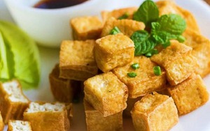 Cách rán đậu ngon, không nát dù không có chảo chống dính