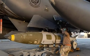 Mỹ không kích ồ ạt hơn 70 mục tiêu trên khắp Syria