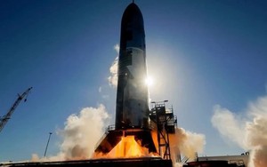 Cú sốc của SpaceX: Tàu Starship bất ngờ phát nổ giữa không trung, tính mạng của 450 hành khách bị đe dọa