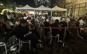 Người mua xếp hàng xuyên đêm, một dự án căn hộ chung cư ở Hà Nội có giá chênh đến 3 tỷ/căn