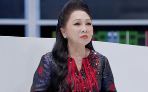 Nữ NSND là tiến sĩ đầu tiên nói thẳng: "Giờ nổi tiếng chưa chắc đã giàu vì toàn nổi nhờ điều này"
