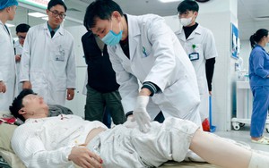 Vụ lật xe khách khiến 9 người tử vong: Nạn nhân hoảng sợ kể lại giây phút xe lao với tốc độ khủng khiếp