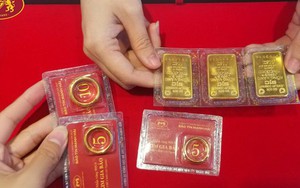 Giá vàng hôm nay (chiều 29/12): Giảm mạnh tới 2 triệu đồng/lượng