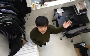 Căn phòng 8m² gây sốc giữa Hồng Kông, nhỏ như hộp diêm nhưng chủ nhân khẳng định: Không muốn xa rời