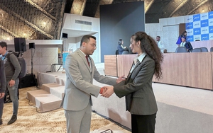 Hoa hậu Ngọc Diễm được bầu làm Phó chủ tịch