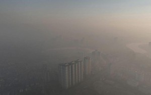 3 lý do khiến bầu trời Hà Nội lúc nào cũng xám xịt từ sáng đến đêm