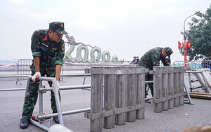 Bên trong trận địa pháo hoa sẵn sàng khai hoả đón năm mới 2026 tại Hà Nội