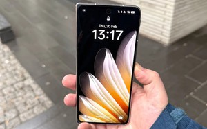 "Là chuyên gia review, với tôi, đây mới là điện thoại số 1 của năm 2025 chứ không phải Apple hay Samsung"