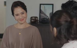 Vừa sinh con xong, mẹ chồng dúi cho tôi cuốn sổ đỏ khiến cả nhà ngơ ngác