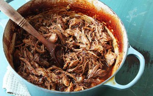 Thêm 2 gia vị này vào thịt heo, hương vị được "khuếch đại" lên tầm cao mới: Mùa đông càng phải thử