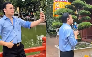 Nam NSƯT nổi danh miền Nam từ Mỹ về nước, ra Hà Nội "trả lễ"