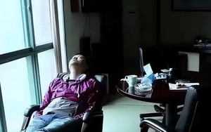 Chủ tập đoàn nghìn tỷ trắng tay vì nghe lời vợ