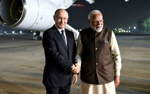 Ông Putin: ‘Mỹ còn mua nhiên liệu của chúng tôi, tại sao Ấn Độ lại không?’