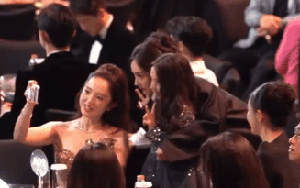 Đôi bạn thân showbiz cùng yêu 1 thiếu gia đụng độ tại sự kiện, lộ 1 chi tiết trớ trêu gây bàn tán