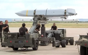 Mỹ chấp thuận bán 100 tên lửa hành trình JASSM-ER cho Ý