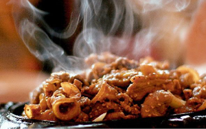 Không phải bánh mì, món ăn từ 35.000 đồng/phần này mới là hương vị Việt lọt top 100 thế giới năm 2026