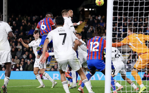Ngoại hạng Anh: Crystal Palace vào Top 4, Man United về đâu?
