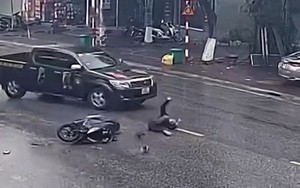 Thông tin mới vụ tài xế mở cửa xe ô tô bất cẩn gây tai nạn