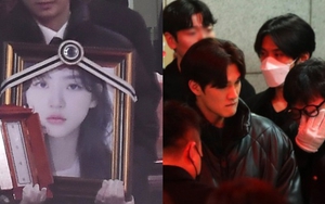 Lễ đưa tang Kim Sae Ron: Mẹ ruột đi không vững trong giờ phút cuối cùng, dàn sao nghẹn ngào tiễn biệt