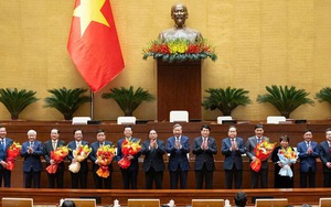 Ban hành các Nghị quyết về nhân sự cấp cao của Quốc hội