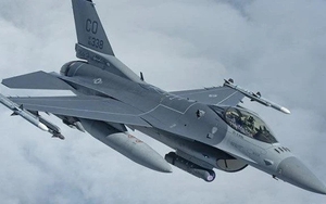 Cuộc tấn công táo bạo: Tên lửa đất đối không lao vào F-16