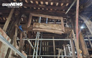 Cảnh đổ nát trong cơ quan khí tượng trăm tuổi của triều Nguyễn