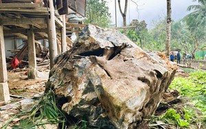 Vợ chồng thoát chết kỳ diệu khi khối đá hàng chục tấn lăn vào nhà