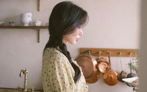 Chứng kiến chuyện nàng dâu Gen Z với bố chồng U70 trong mâm cơm, chồng bất lực bỏ ra ngoài