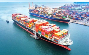 Việt Nam vừa có thêm 1 doanh nghiệp vốn hóa 100.000 tỷ: "Gã khổng lồ" vận tải biển do Nhà nước chi phối, đối tác của các hãng tàu lớn nhất thế giới