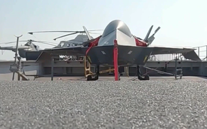 UAV JAS-313 phiên bản thu nhỏ của X-32?