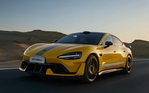 Xiaomi SU7 Ultra cháy hàng sau 3 ngày mở bán tại Trung Quốc