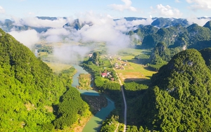 Cách làng nghèo Việt biến "rốn lũ" thành điểm đến hàng đầu thế giới, đạo diễn Hollywood tới quay bom tấn