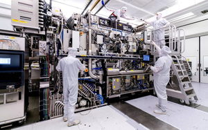 Máy quang khắc EUV nội địa Trung Quốc sắp ra mắt: Nhỏ hơn, rẻ hơn, nhưng có một công nghệ đột phá khiến tất cả phải chú ý