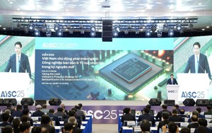 GS ĐH Seoul hiến kế cho Việt Nam trong làn sóng hiếm có về AI, bán dẫn: Chỉ có 2 cách!