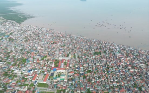 Xã nhỏ nhất Việt Nam: Mật độ dân số 40.000 người/km2, rau ở quê đắt ngang phố