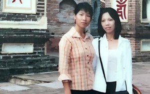 Tìm thấy ân nhân cho vay 8 chỉ vàng cứu con 21 năm trước ở Hà Nội