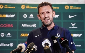 VL World Cup 2026: HLV Tony Popovic bảo đảm tuyển Australia không giánh giá thấp Indonesia của Patrick Kluivert