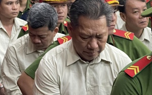 Cựu Chủ tịch tỉnh An Giang "nghĩ 250.000 USD là quà"