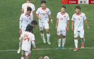 CĐV Việt Nam tố trọng tài thiên vị U22 Trung Quốc