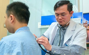 Người đàn ông Hà Nội có lá phổi xẹp, đặc như tấm bìa cứng