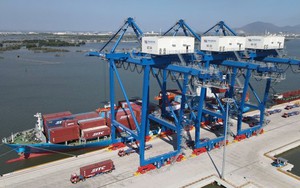 Cảng biển lớn nhất Đồng Nai đón chuyến hàng quốc tế đầu tiên