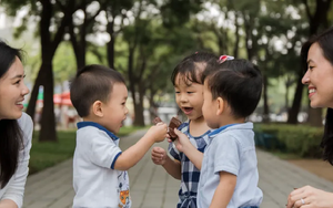 Phát hiện con lấy trộm đồ, 3 bà mẹ phản ứng khác nhau, ảnh hưởng đến tương lai của con mình