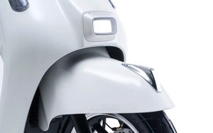 Xe ga đẹp cổ điển, bình xăng to hơn Honda Lead, trang bị ngang SH 160i, giá quy đổi chỉ 28 triệu đồng