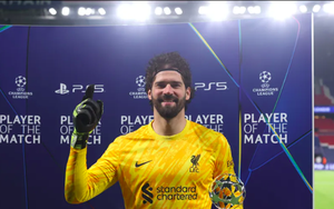 Màn trình diễn để đời của thủ thành Alisson