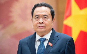Chủ tịch Quốc hội ký ban hành các nghị quyết về nhân sự