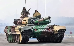 Rosoboronexport ký hợp đồng 248 triệu USD nâng cấp xe tăng T-72 cho nước ngoài