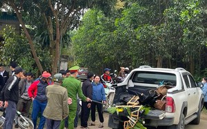 Tông vào xe bán tải đi cùng chiều, hai học sinh lớp 11 thương vong