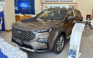 Ford Territory giảm 70 triệu đồng tại đại lý: Xe sản xuất 2025 nhưng giá rẻ hơn Mazda CX-5 2024